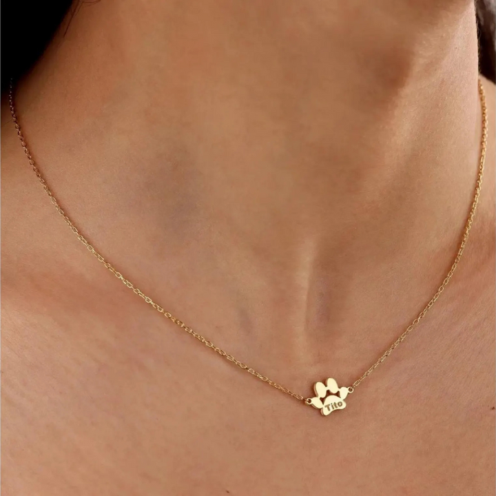 Customizable paw chain