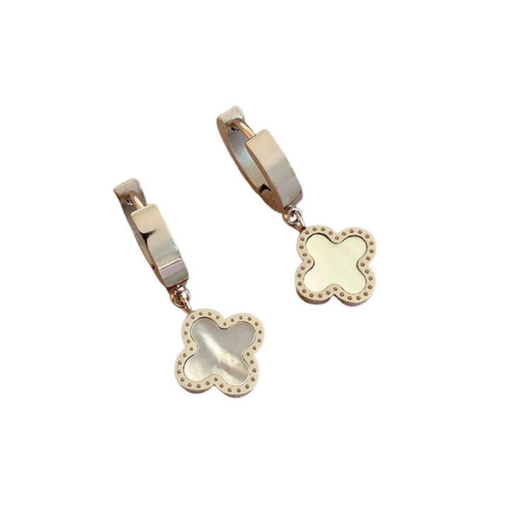 Hanging clover earrings