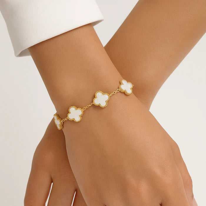 Clover bracelet