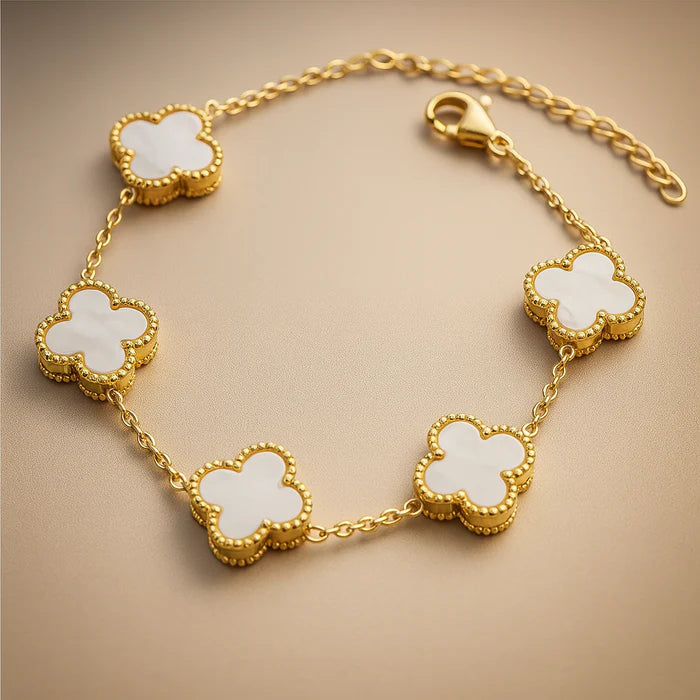 Clover bracelet