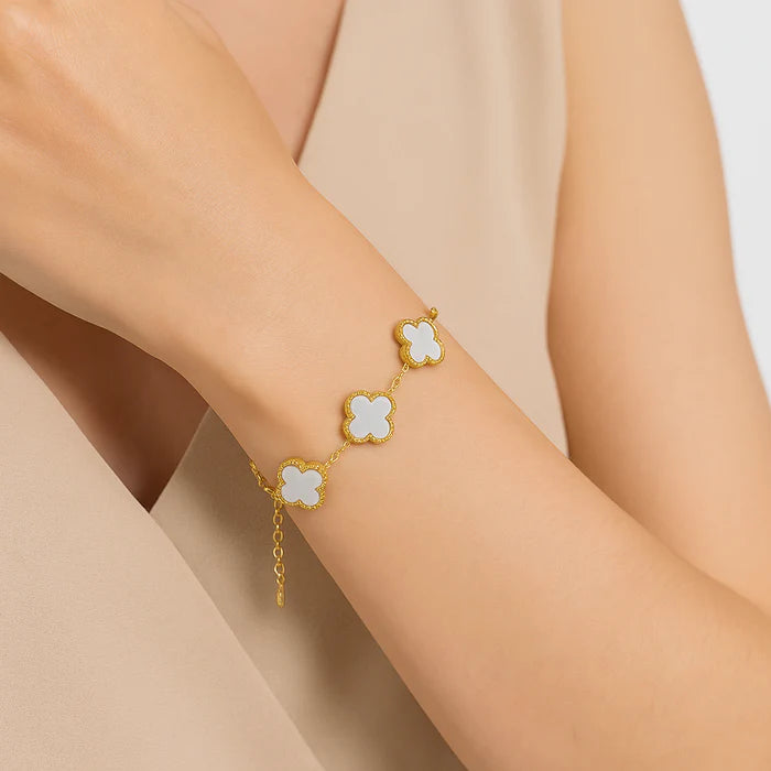 Clover bracelet