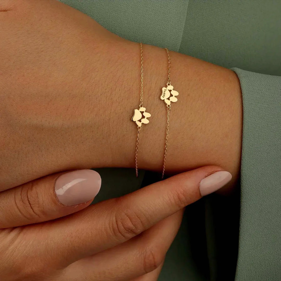 Customizable paw bracelet